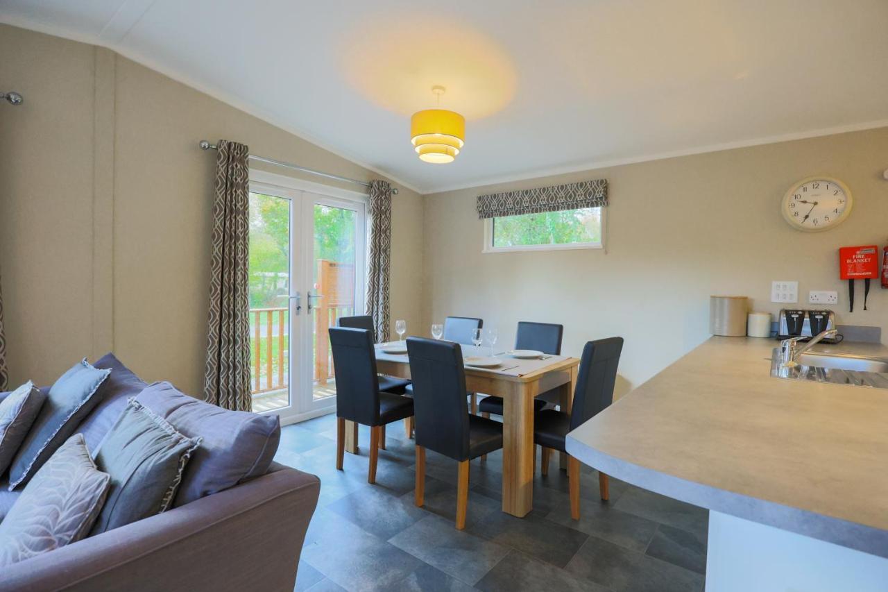 Charming Copse Corner Lodge - Spa Resort - Devon Chudleigh Exteriör bild