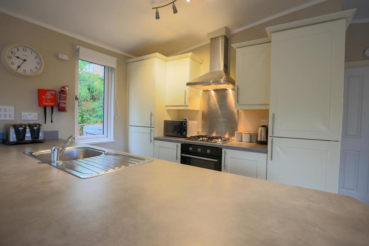 Charming Copse Corner Lodge - Spa Resort - Devon Chudleigh Exteriör bild
