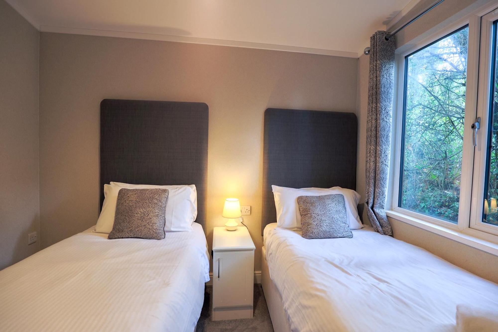 Charming Copse Corner Lodge - Spa Resort - Devon Chudleigh Exteriör bild
